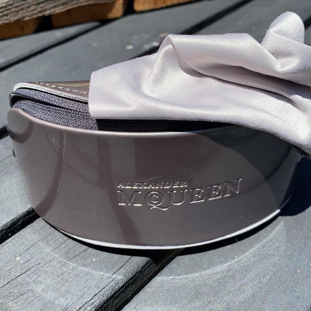 Alexander McQueen Cat Eye Sunglasses - Picture 3 of 6